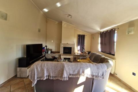 Istra, Rakalj- prizemnica s bazenom i dodatnim objektom