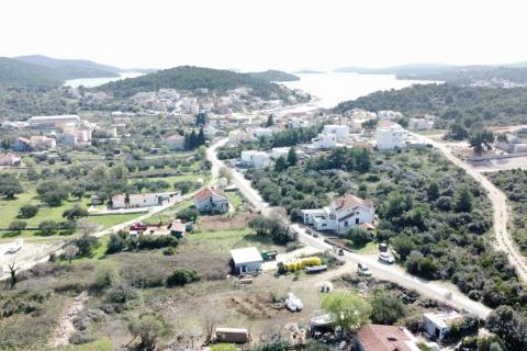 Tisno - građevinsko zemljište