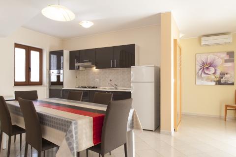 Istra, Poreč okolica - Samostojeća kuća s bazenom