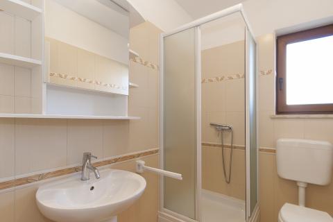 Istra, Poreč okolica - Samostojeća kuća s bazenom