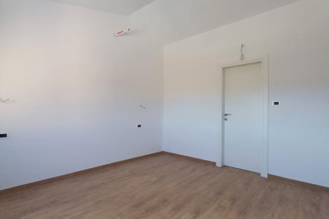 Istra,Štokovci-kuća s bazenom i okućnicom