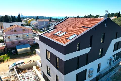 Rovinj,-stan u novogradnji,+parking mjesto+vrt200m2-blizu mora