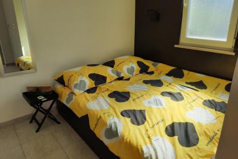 Istra, Pješčana uvala, - kuća s tri apartmana