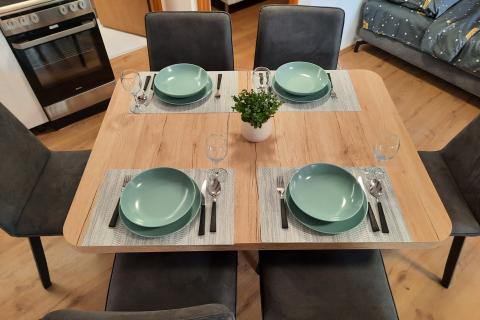 Istra, Pješčana uvala, - kuća s tri apartmana