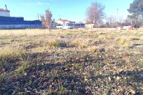 Building plot Kaštel, Buje, 861m2