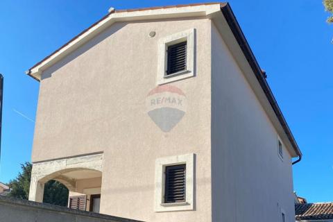 Дом Pomer, Medulin, 100m2