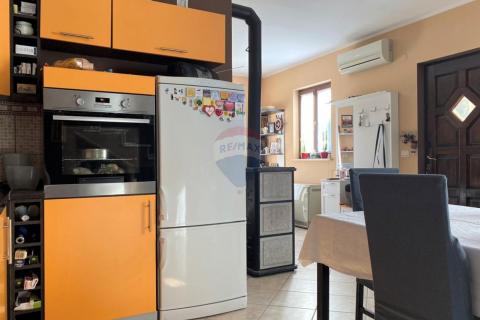 Дом Pomer, Medulin, 100m2