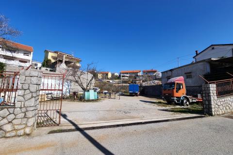 Rijeka, Zamet - ograđen teren za najam, 900m2