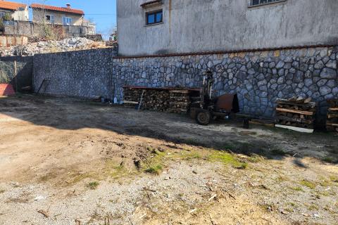 Rijeka, Zamet - ograđen teren za najam, 900m2
