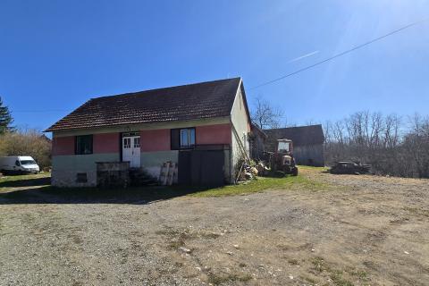 Ogulin, Donje Dubrave - Kuća i veliko zemljište, investicija