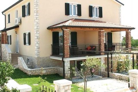 Istra,Lovrečica-Kuća s bazenom u blizini mora