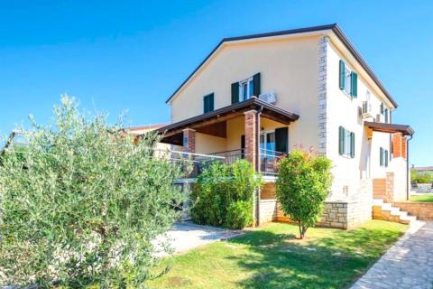 Istra,Lovrečica-Kuća s bazenom u blizini mora