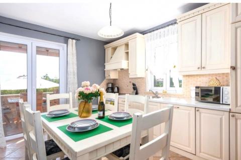 Istra,Lovrečica-Kuća s bazenom u blizini mora