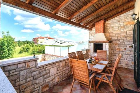 Istra,Lovrečica-Kuća s bazenom u blizini mora