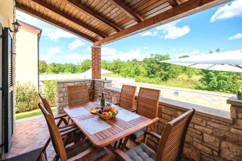 Istra,Lovrečica-Kuća s bazenom u blizini mora