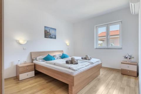 House okolica Pule, Pula, 350m2