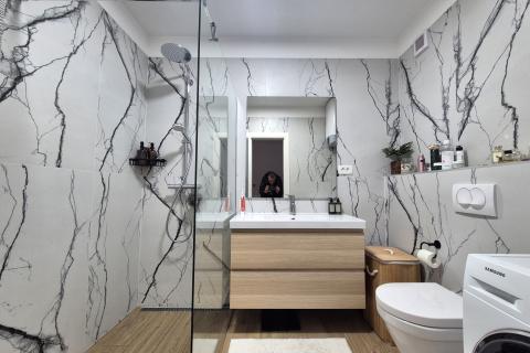 RIJEKA,KASTAV- NOVOGRADNJA, stan 1S+DB, parking, terasa, pogled na more