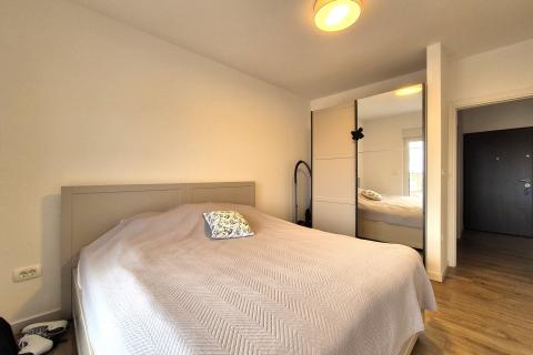 RIJEKA,KASTAV- NOVOGRADNJA, stan 1S+DB, parking, terasa, pogled na more