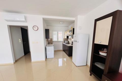 Smokvica,Novi Vinodolski- stan 100m od mora