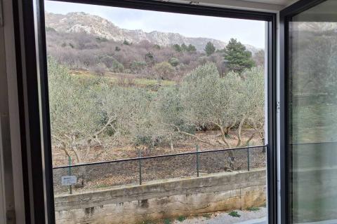 Draga Bašćanska stan 1.kat, 62m2, novogradnja