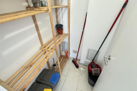 Rijeka, Hosti, dvosoban stan 65m2, parking, okućnica