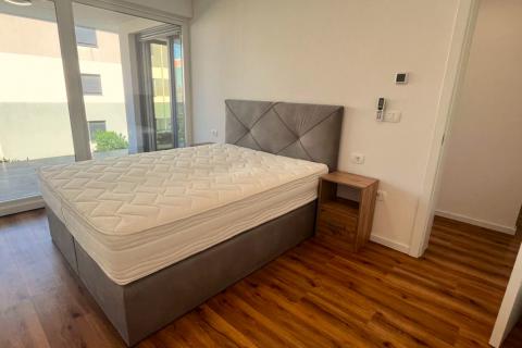 Istra, Novigrad,  moderan stan za dugoročni najam - novogradnja