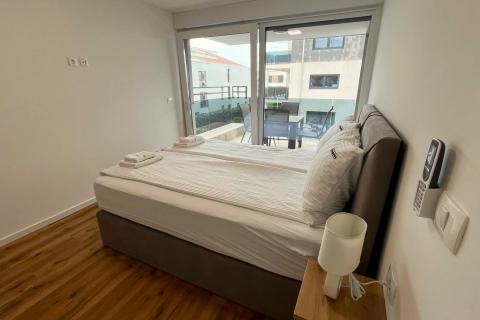 Istra, Novigrad,  moderan stan za dugoročni najam - novogradnja