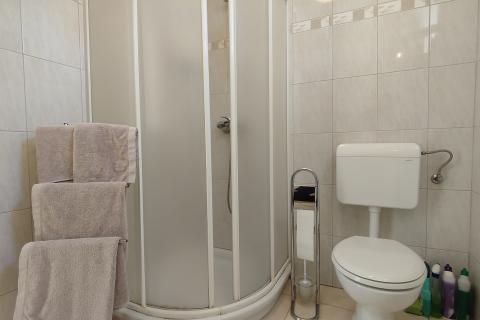 Istra, Vrsar, okolica,  kuća s 4 apartmana blizu mora