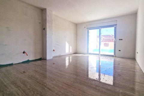 Istra,Novigrad-Stan u prizemlju s bazenom