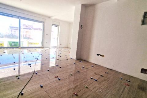 Istra,Novigrad Novoizgrađeni stan s bazenom