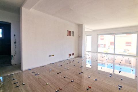 Istra,Novigrad-Dvosobni stan s pogledom na more