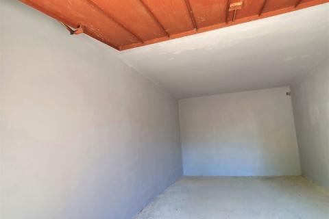 Rijeka, Pećine, garaža 18m2