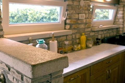 Istra,Lovrečica-Kuća prizemnica s prostranim vrtom