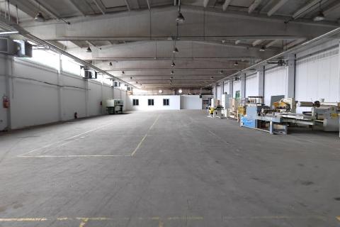 Karlovac, Hrnetić - hala najam 2471 m2