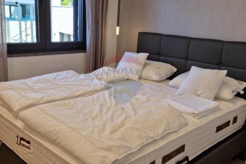 Condo/Apartment Volosko, Opatija, 78m2