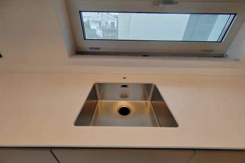 OTOK KRK-GRAD KRK luksuzan apatrman na prvom katu ,100 metara do mora