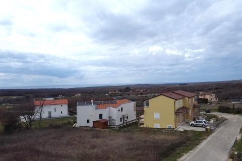 Building plot Višnjan, 1.089m2