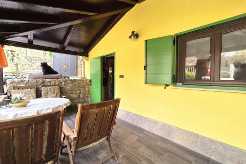 ISTRA,LUPOGLAV- kamena kuća s velikom okućnicom