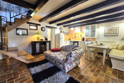 ISTRA,LUPOGLAV- kamena kuća s velikom okućnicom