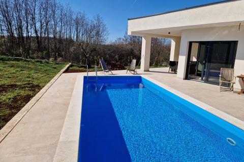 Istra, Rovinj - Moderna kuća s bazenom na osami 