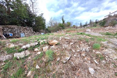 Opatija, okolica - poslovna zgrada s apartmanom