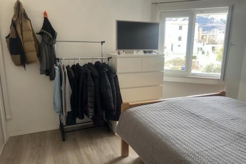 Baška - lijep i prostran stan 78m2, parking