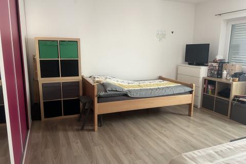 Baška - lijep i prostran stan 78m2, parking