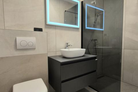 OTOK KRK,MALINSKA nova villa a bazenom