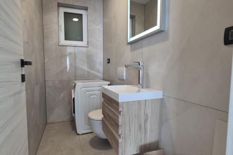 OTOK KRK,MALINSKA nova villa a bazenom