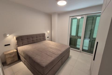 OTOK KRK,MALINSKA nova villa a bazenom