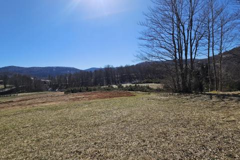 Земельный участок строительного назначения Ravna Gora, 500m2