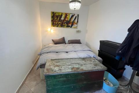 Istra, Oprtalj, okolica – kompleks nekretnina s potencijalom za turizam ili miran život na selu