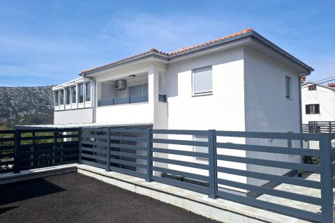 Crikvenica, Kostelj- trosoban stan, novogradnja