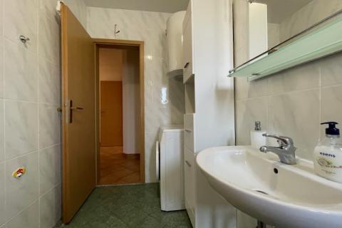 Insel Krk, Malinska, Wohnung mit Meerblick, Erdgeschoss, Parkplatz